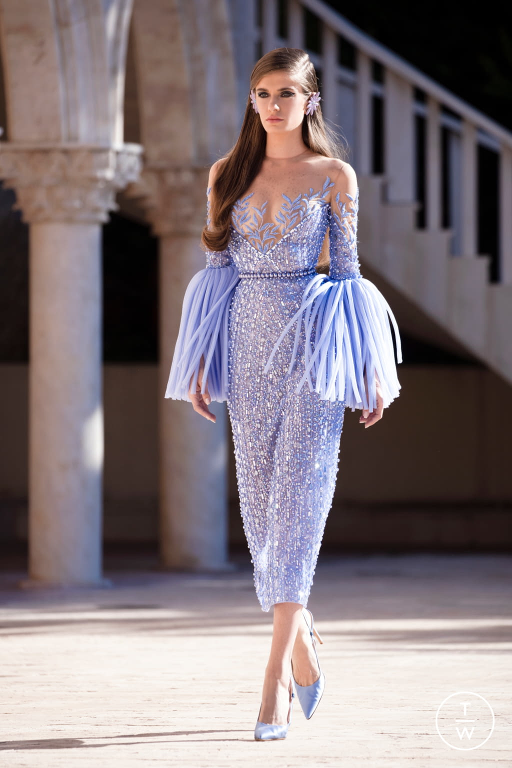 Fashion Week Paris Fall/Winter 2021 look 7 from the Georges Hobeika collection couture