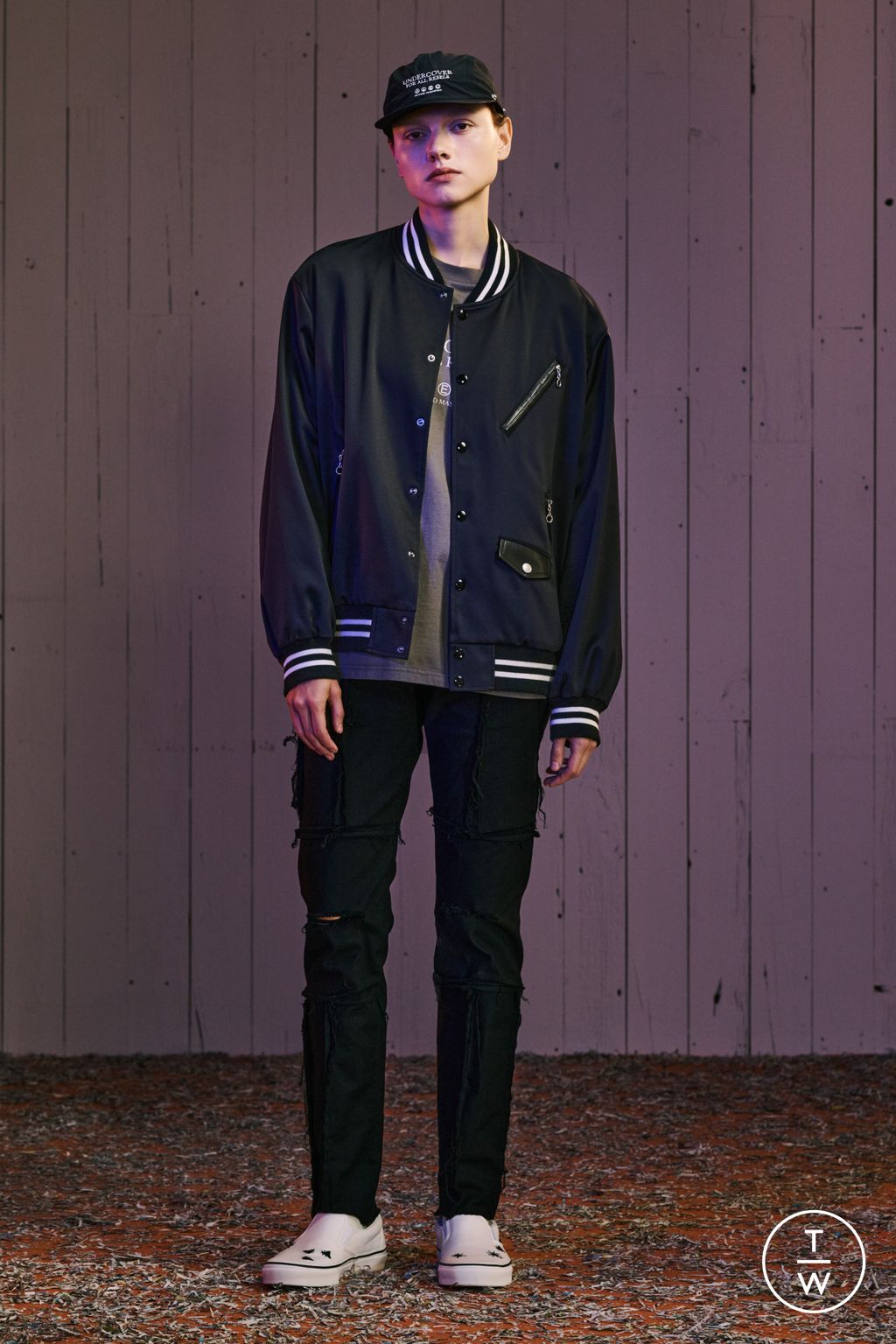 Fashion Week Paris Resort 2024 look 14 from the Undercover collection menswear