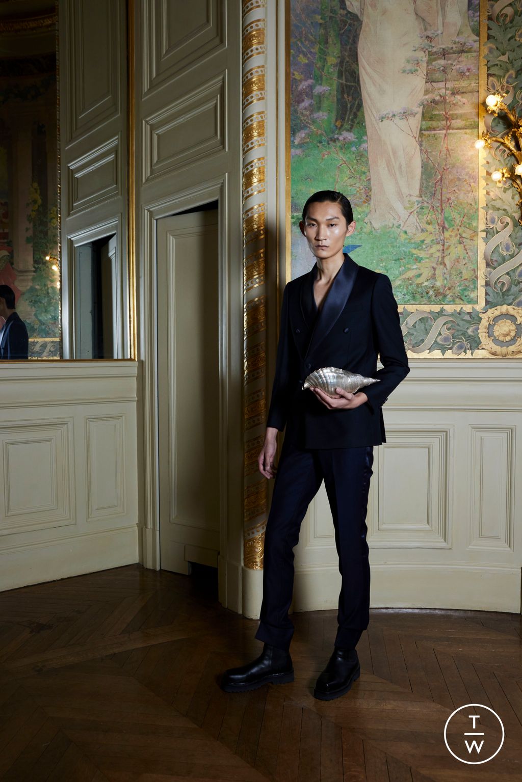 Fashion Week Paris Fall/Winter 2025 look 7 de la collection Peet Dullaert couture