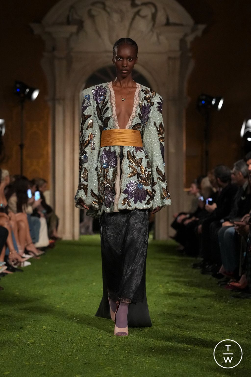 Fashion Week Paris Fall/Winter 2026 look 7 from the Valentino collection womenswear