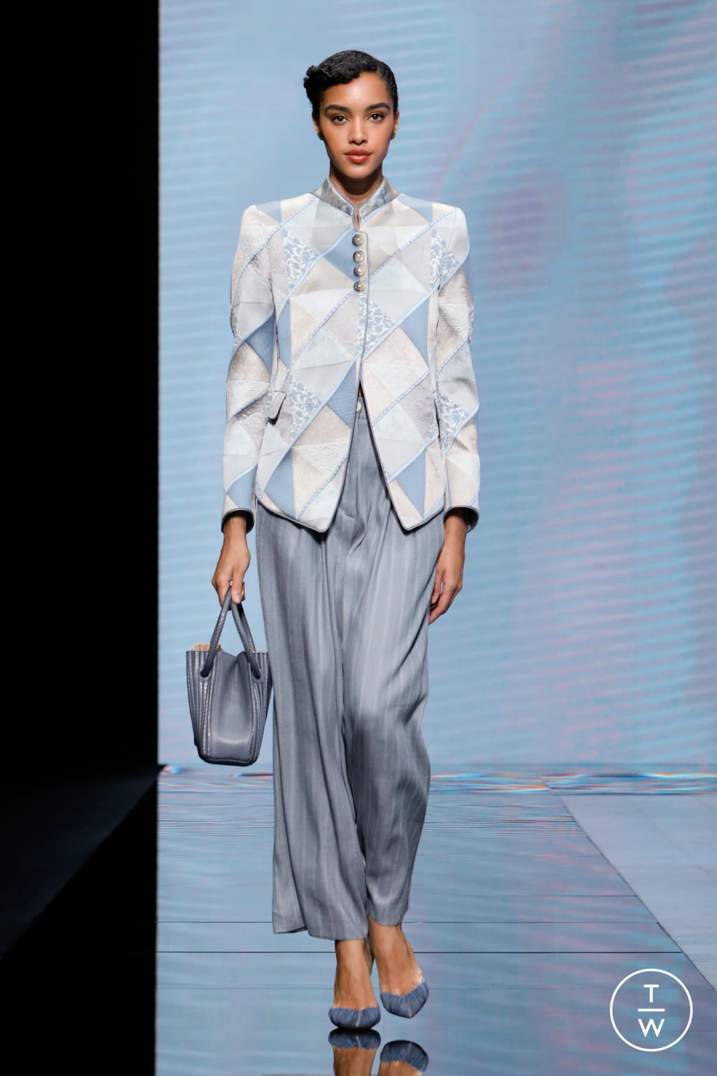 Fashion Week Milan Spring/Summer 2021 look 8 from the Giorgio Armani collection 女装