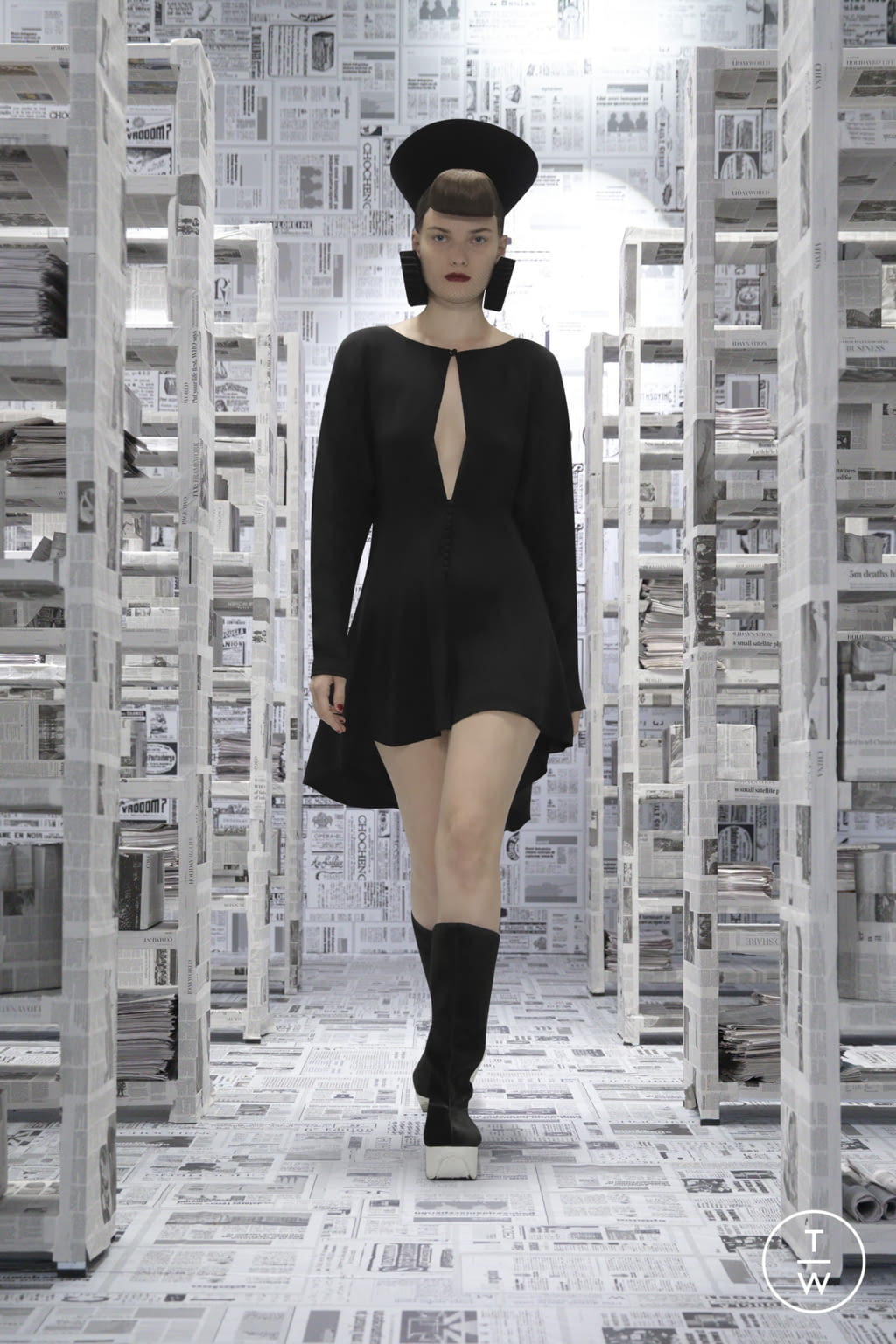 Fashion Week New York Fall/Winter 2022 look 8 de la collection Chocheng womenswear