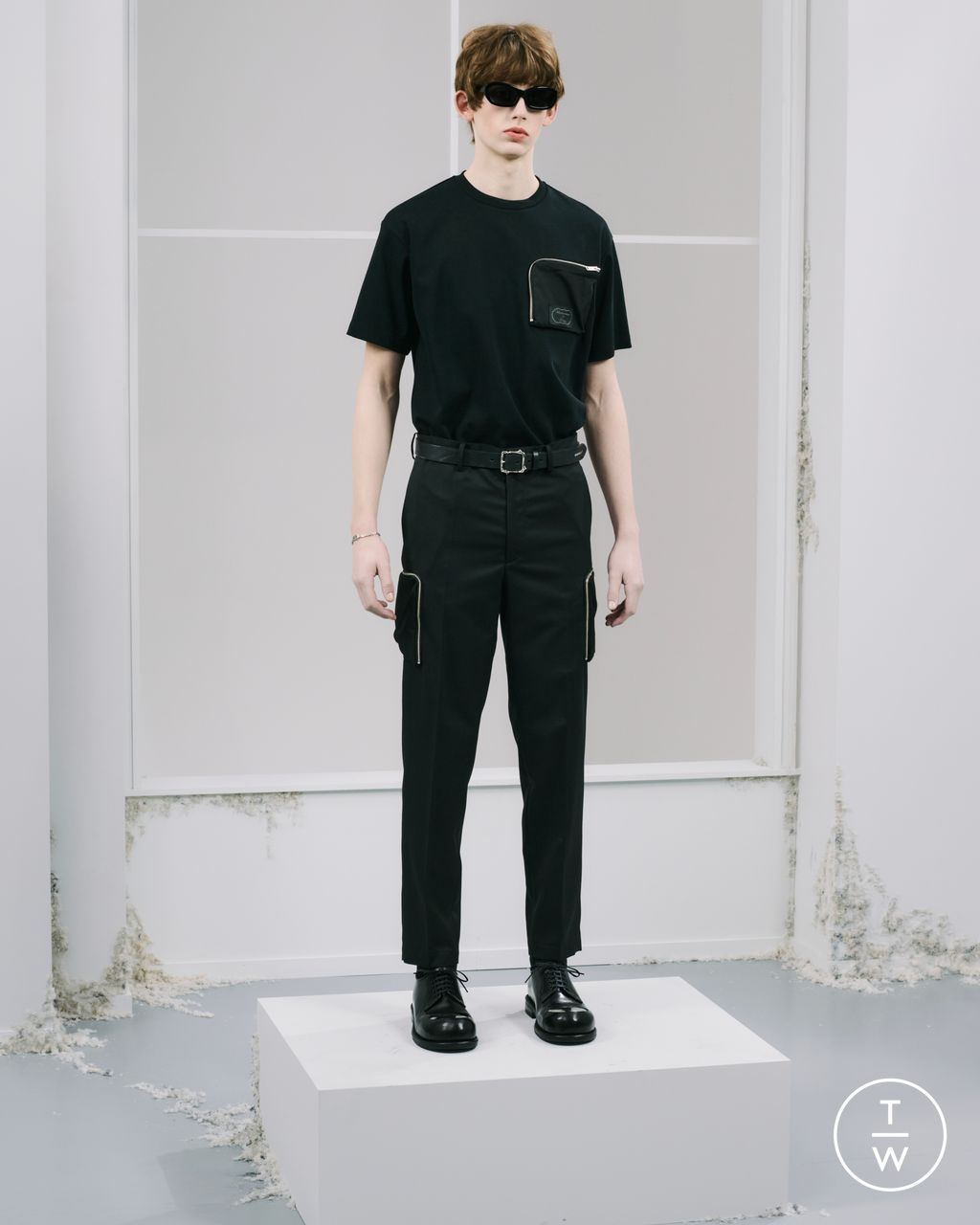 Fashion Week Paris Pre-Fall 2026 look 8 from the Undercover collection menswear