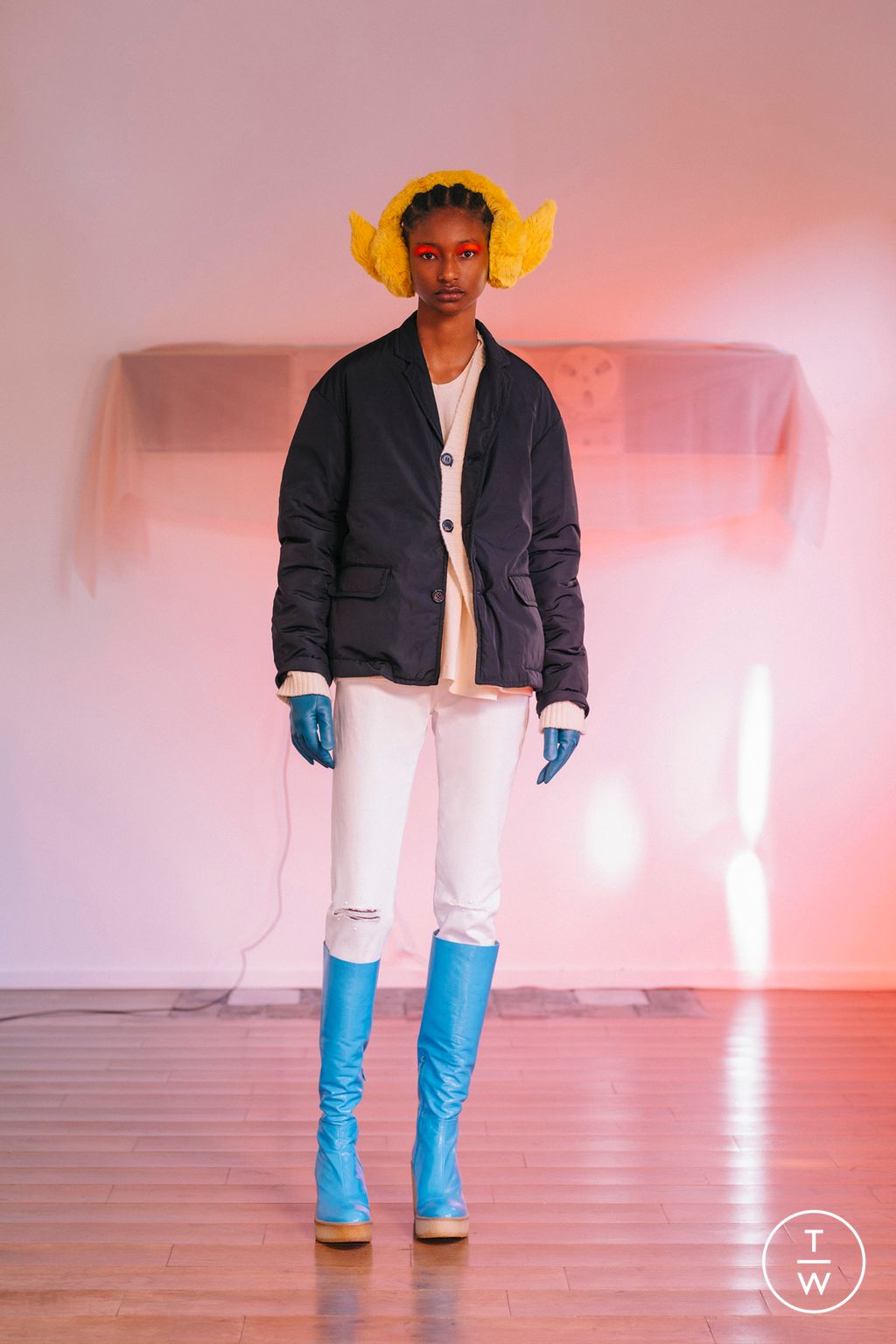 Fashion Week Paris Pre-Fall 2023 look 8 from the Undercover collection 女装