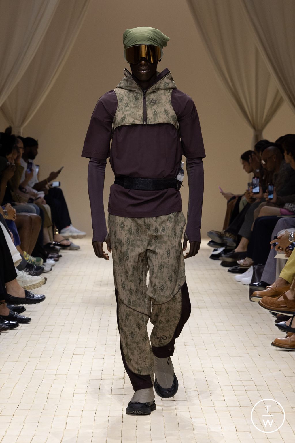 Fashion Week Milan Spring/Summer 2026 look 8 de la collection Emporio Armani menswear