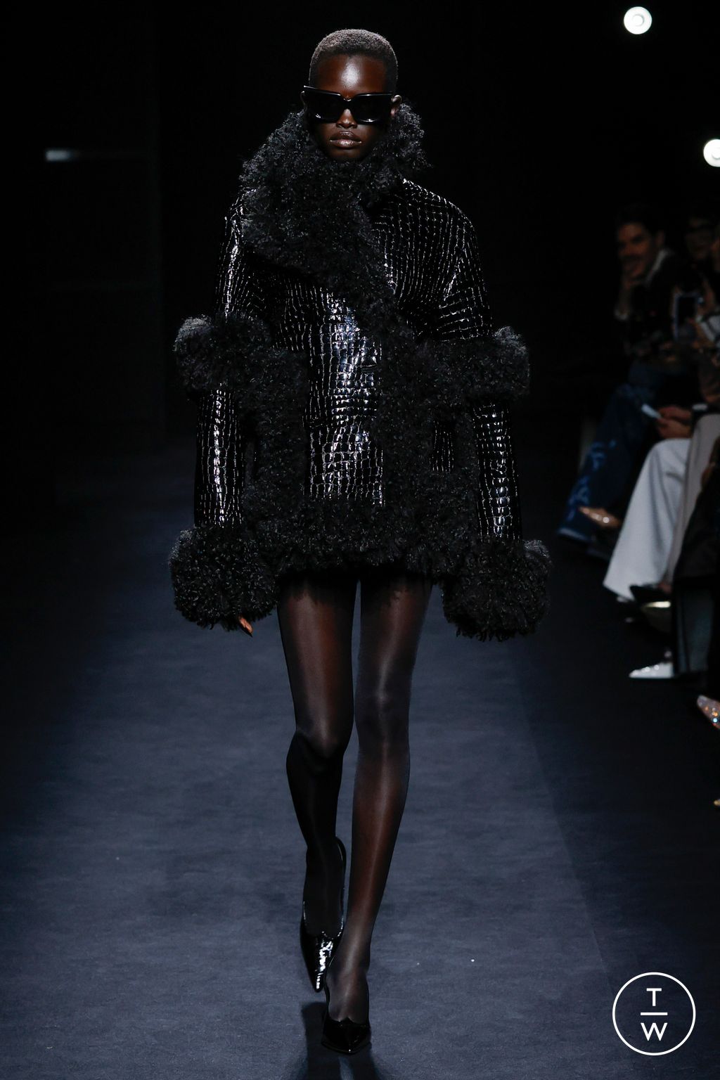 Fashion Week Paris Fall/Winter 2024 look 8 from the Nina Ricci collection 女装