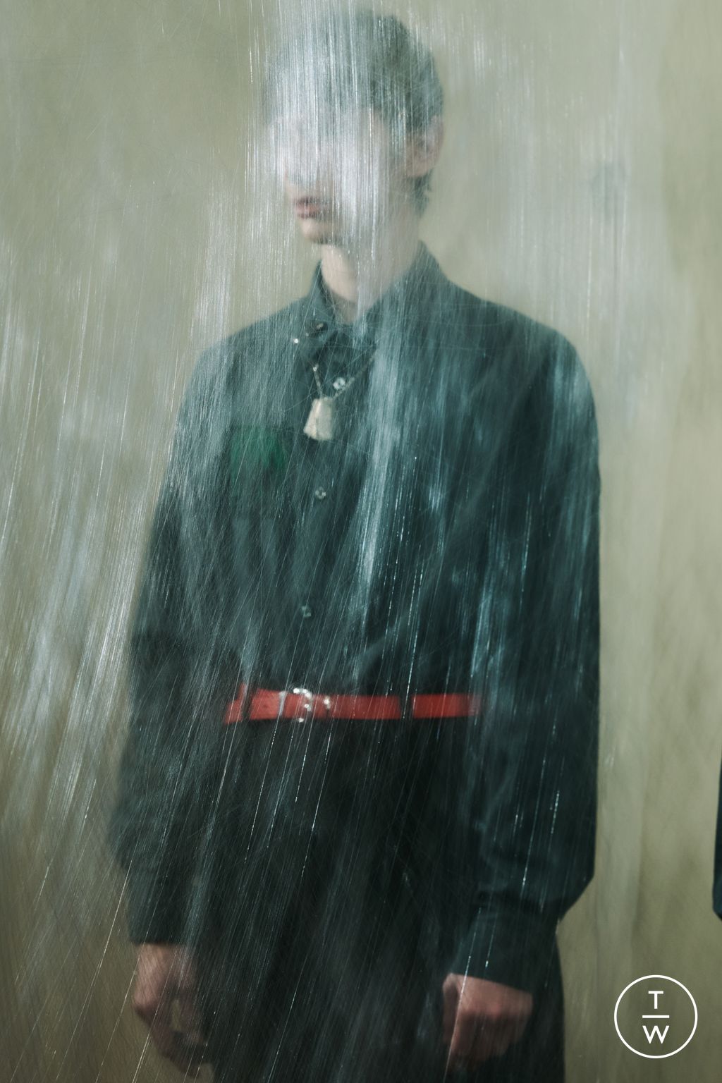 Fashion Week Paris Pre-Fall 2025 look 10 from the Undercover collection menswear