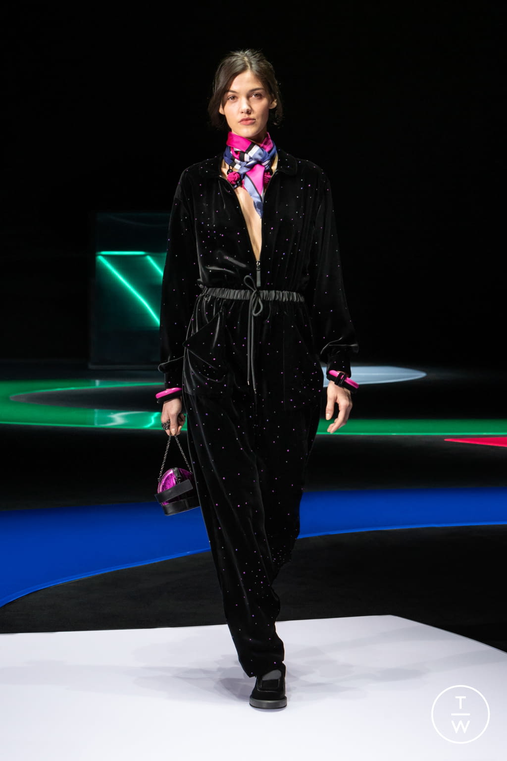 Fashion Week Milan Fall/Winter 2021 look 9 de la collection Emporio Armani womenswear