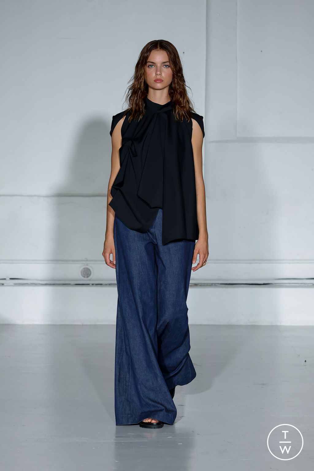 Fashion Week Paris Spring/Summer 2024 look 9 from the Mossi collection womenswear