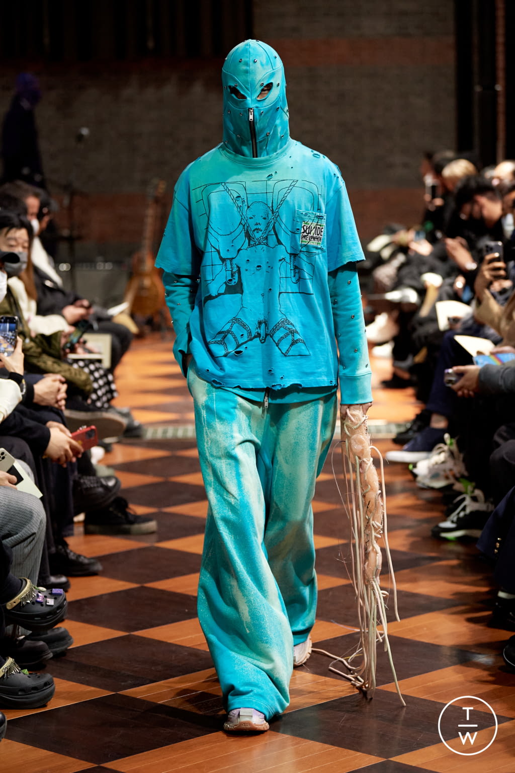 Fashion Week Paris Fall/Winter 2022 look 9 from the Sankuanz collection 男装