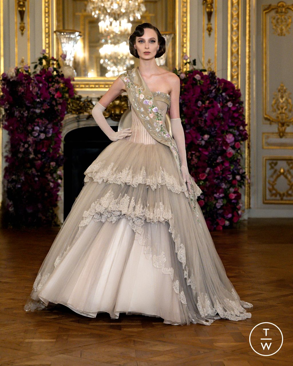 Fashion Week Paris Spring/Summer 2026 look 9 from the Miss Sohee collection couture