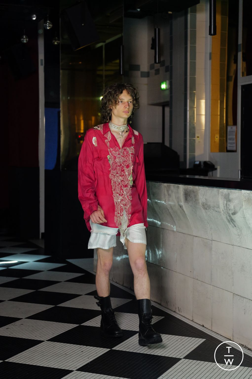 Fashion Week Paris Fall/Winter 2025 look 9 de la collection Aelis couture