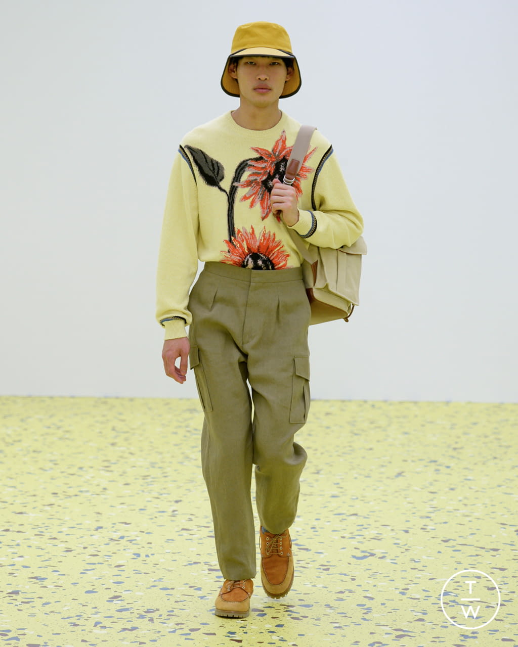 Fashion Week Paris Spring/Summer 2022 look 9 from the Paul Smith collection 男装
