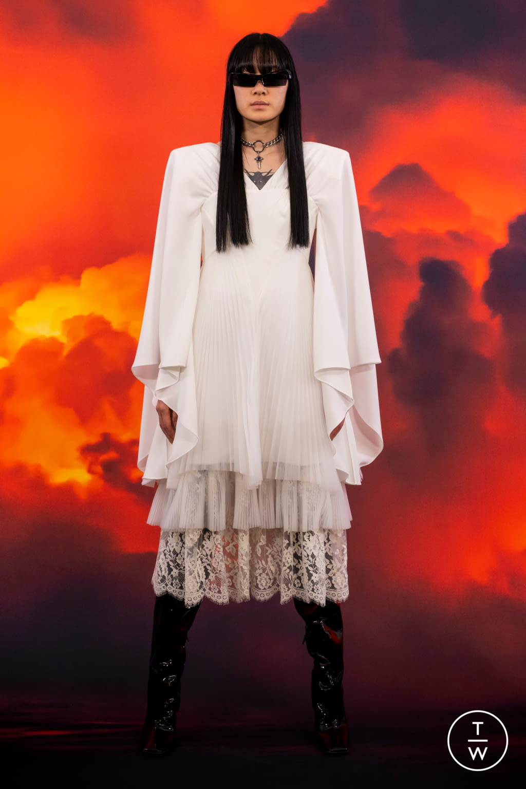 Fashion Week Paris Fall/Winter 2021 look 9 from the VETEMENTS collection menswear