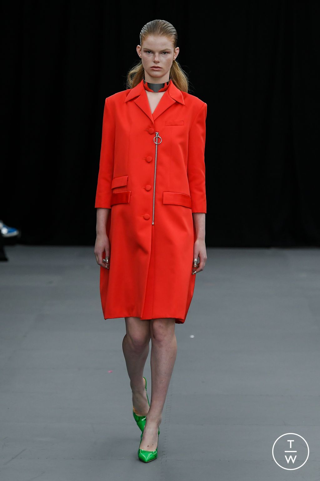 Fashion Week London Spring/Summer 2023 look 21 from the Huishan Zhang collection 女装