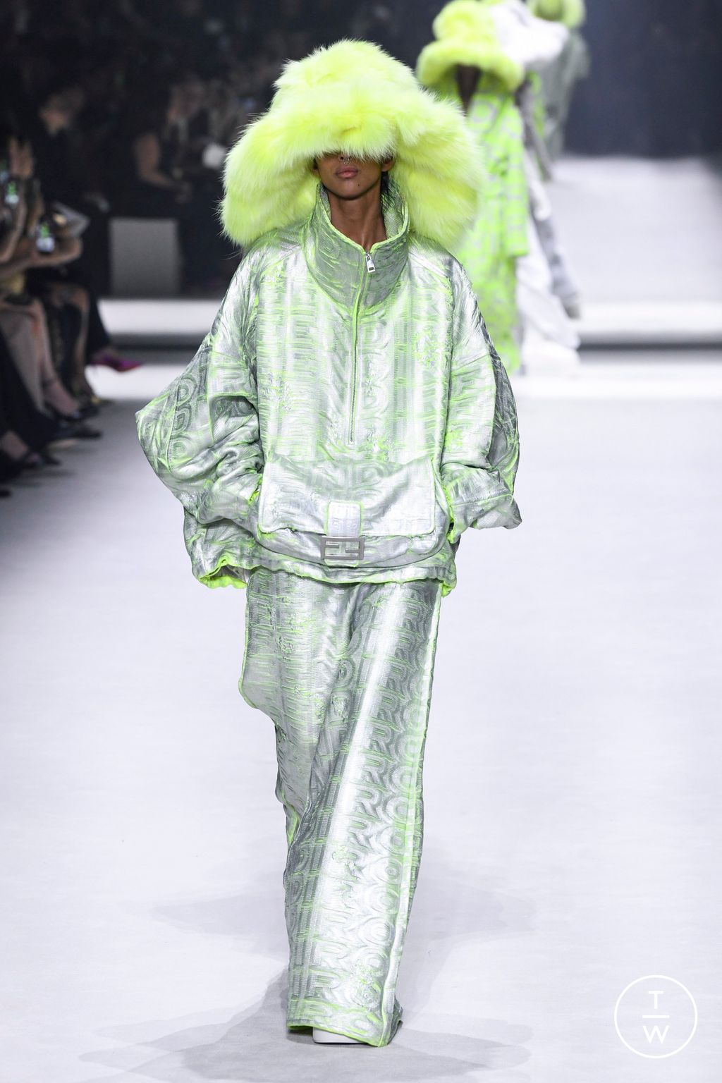 Fashion Week New York Resort 2023 look 48 from the Fendi collection womenswear
