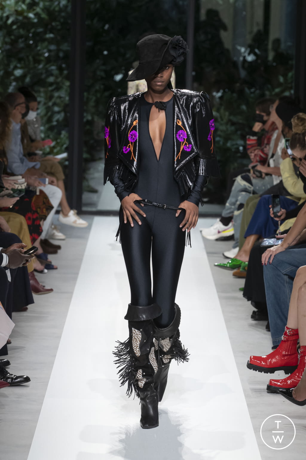 Fashion Week Milan Spring/Summer 2022 look 1 de la collection Philosophy di Lorenzo Serafini womenswear