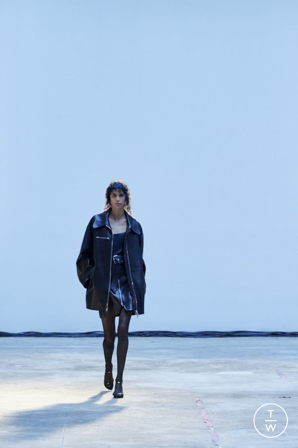 Fashion Week New York Fall/Winter 2022 look 1 de la collection Khaite womenswear