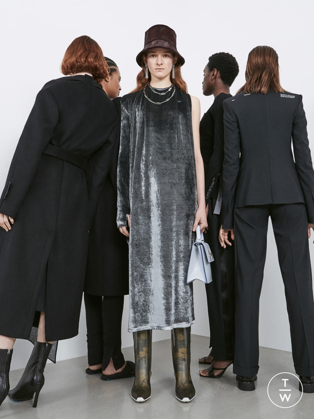 Fashion Week Paris Pre-Fall 2020 look 1 from the Off-White collection womenswear