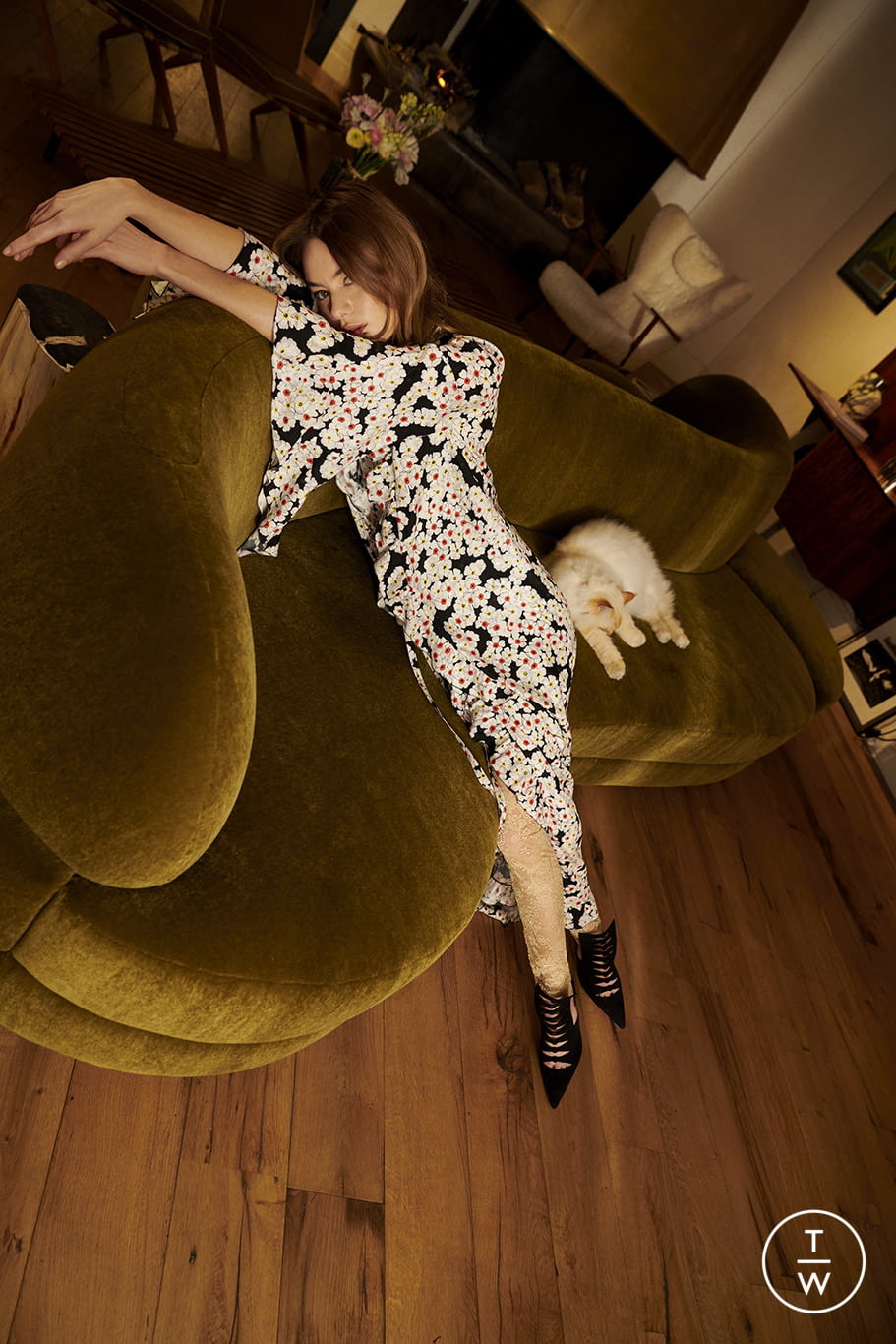 Fashion Week Paris Spring/Summer 2021 look 1 from the Julie de Libran collection 高级定制