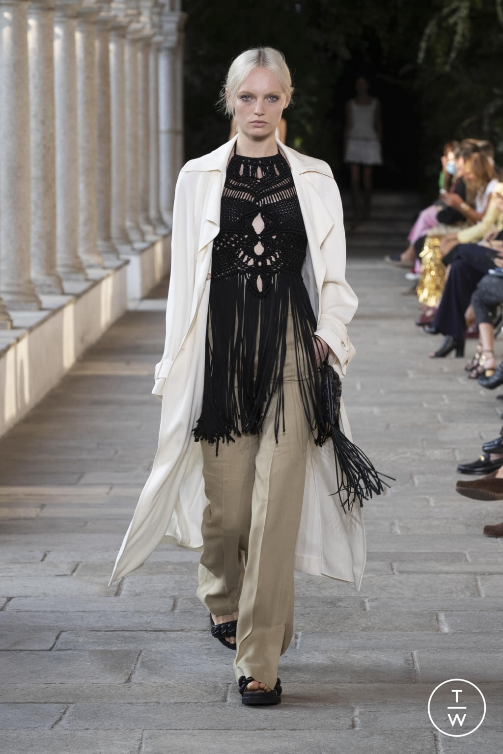 Fashion Week Milan Spring/Summer 2022 look 1 from the Alberta Ferretti collection womenswear