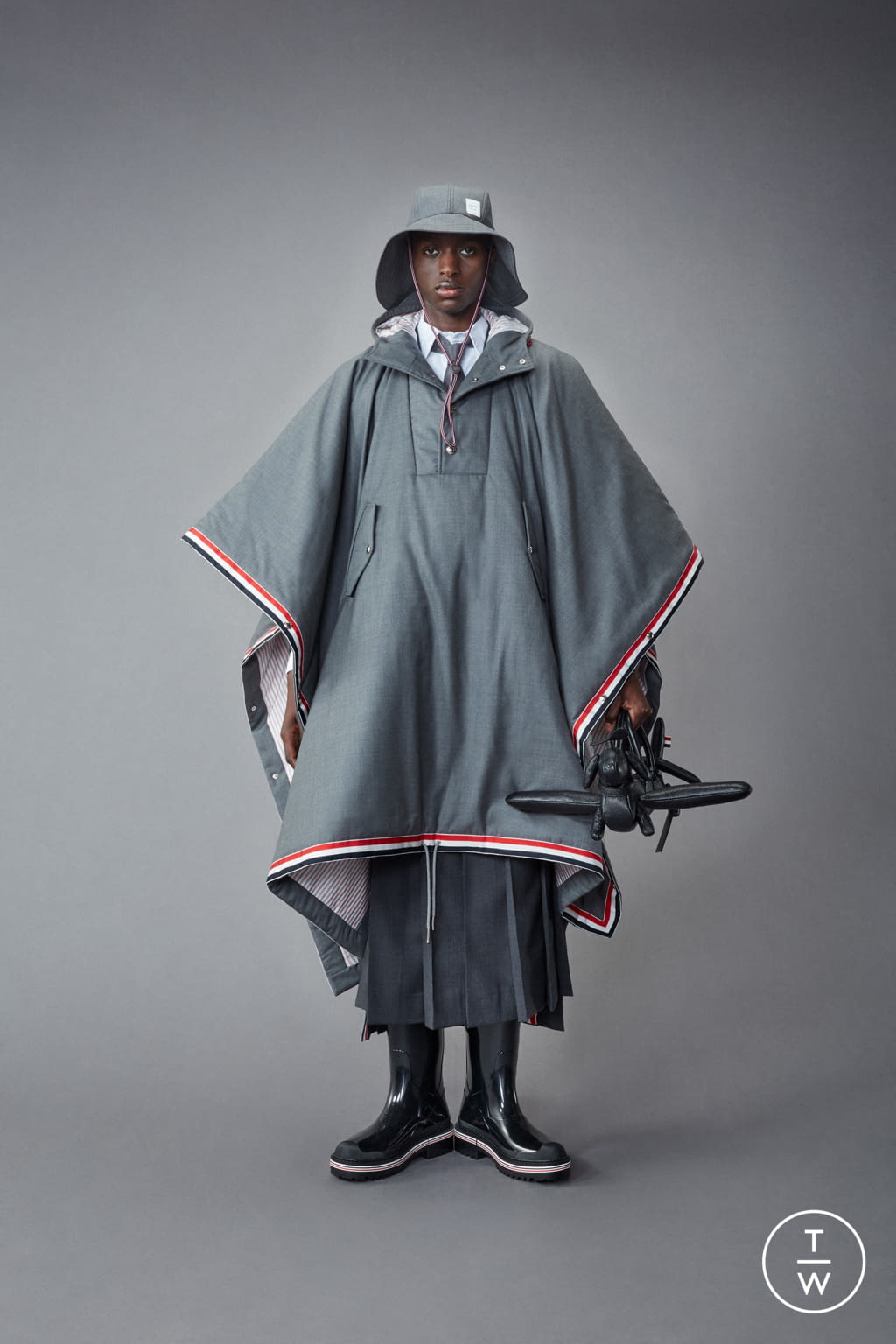 Fashion Week Paris Resort 2022 look 1 from the Thom Browne collection menswear