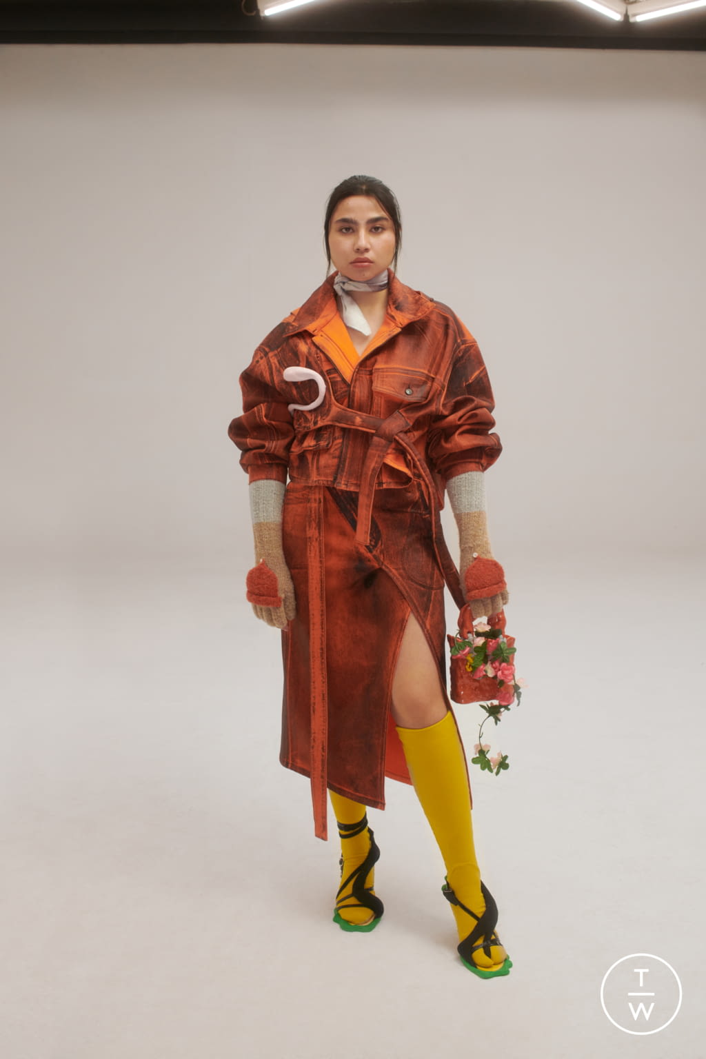 Fashion Week Paris Fall/Winter 2021 look 1 de la collection Ottolinger womenswear