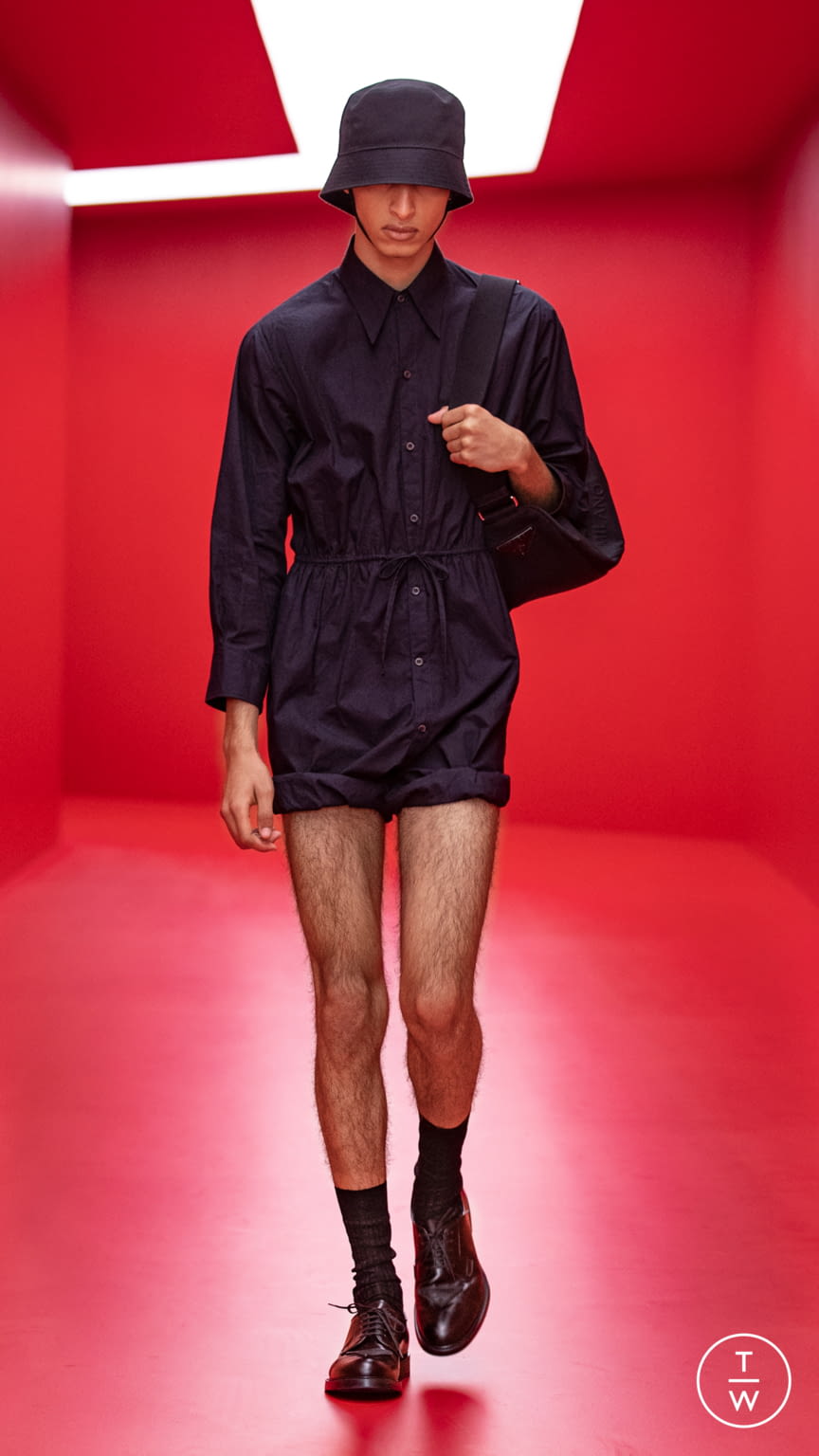 Fashion Week Milan Spring/Summer 2022 look 1 from the Prada collection menswear