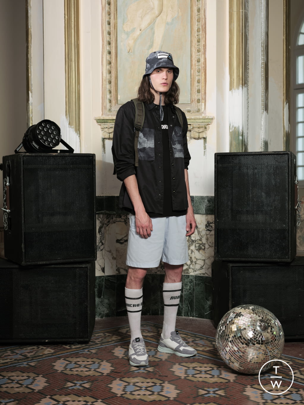 Fashion Week Milan Spring/Summer 2022 look 1 de la collection Numéro 00 menswear