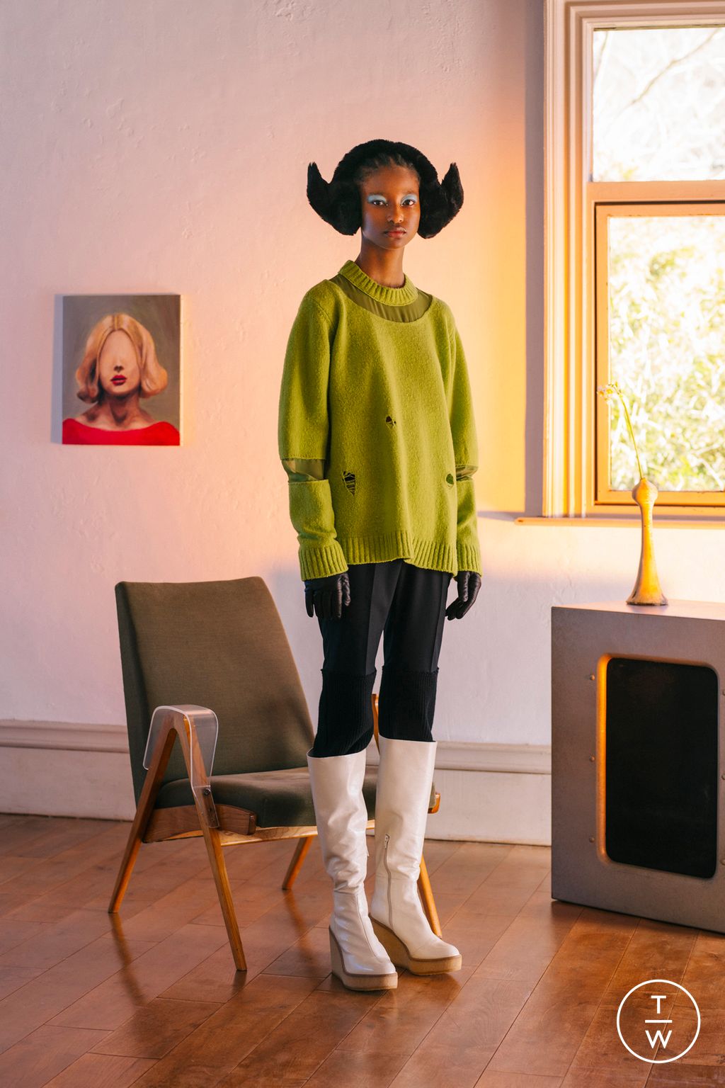 Fashion Week Paris Pre-Fall 2023 look 10 from the Undercover collection 女装