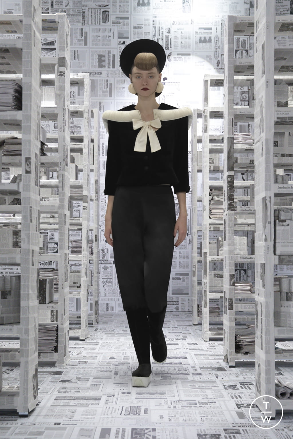 Fashion Week New York Fall/Winter 2022 look 10 de la collection Chocheng womenswear