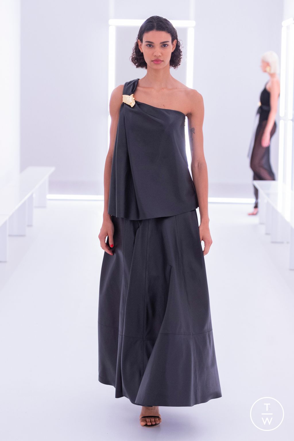 Fashion Week New York Spring/Summer 2024 look 10 from the Brandon Maxwell collection 女装