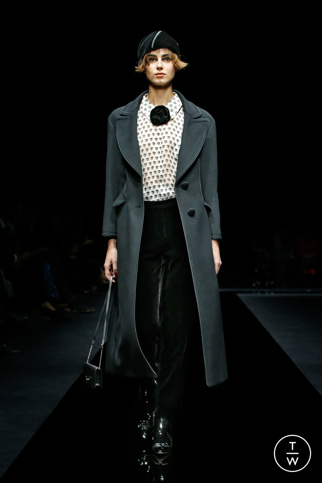 Fashion Week Milan Pre-Fall 2020 look 10 from the Giorgio Armani collection womenswear