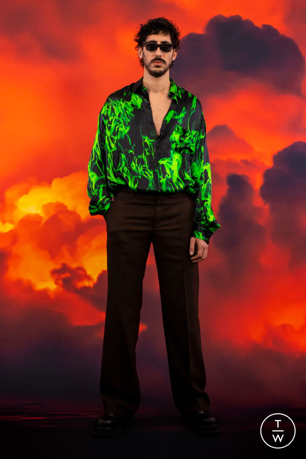 Fashion Week Paris Fall/Winter 2021 look 10 from the VETEMENTS collection 男装