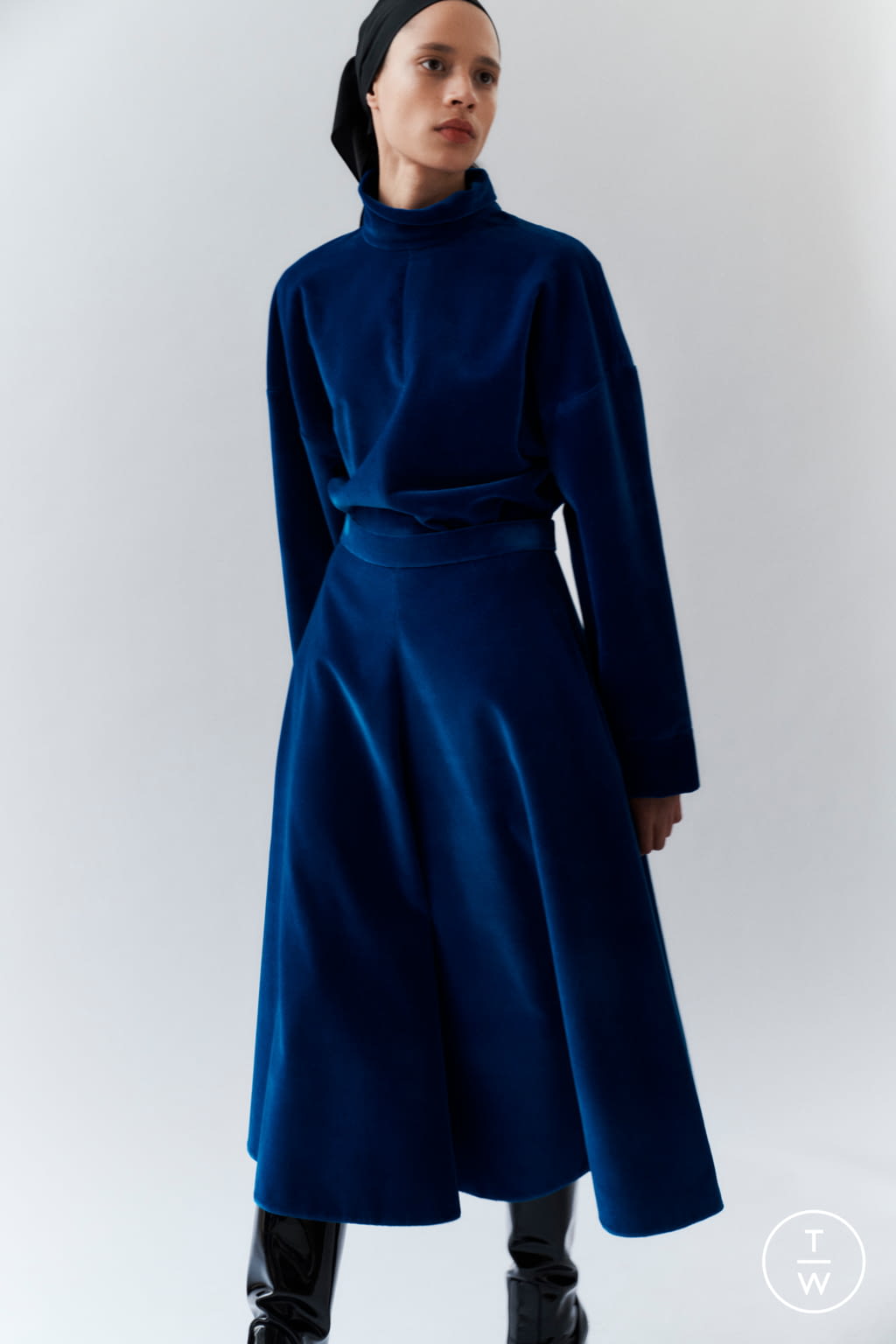 Fashion Week Paris Fall/Winter 2021 look 10 from the Maison Rabih Kayrouz collection womenswear