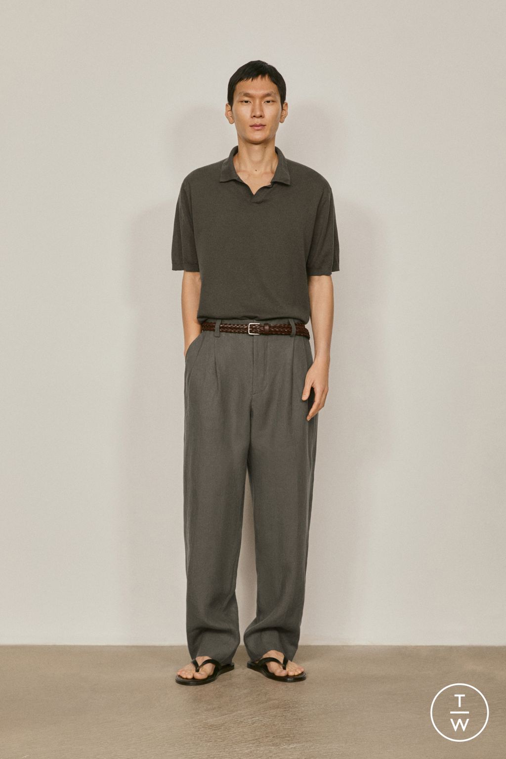Fashion Week Paris Spring/Summer 2026 look 15 from the Massimo Dutti collection menswear