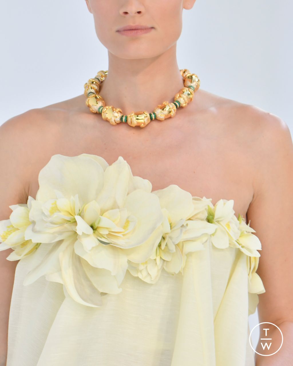 Fashion Week Paris Spring/Summer 2024 look 15 from the Zimmermann collection womenswear accessories