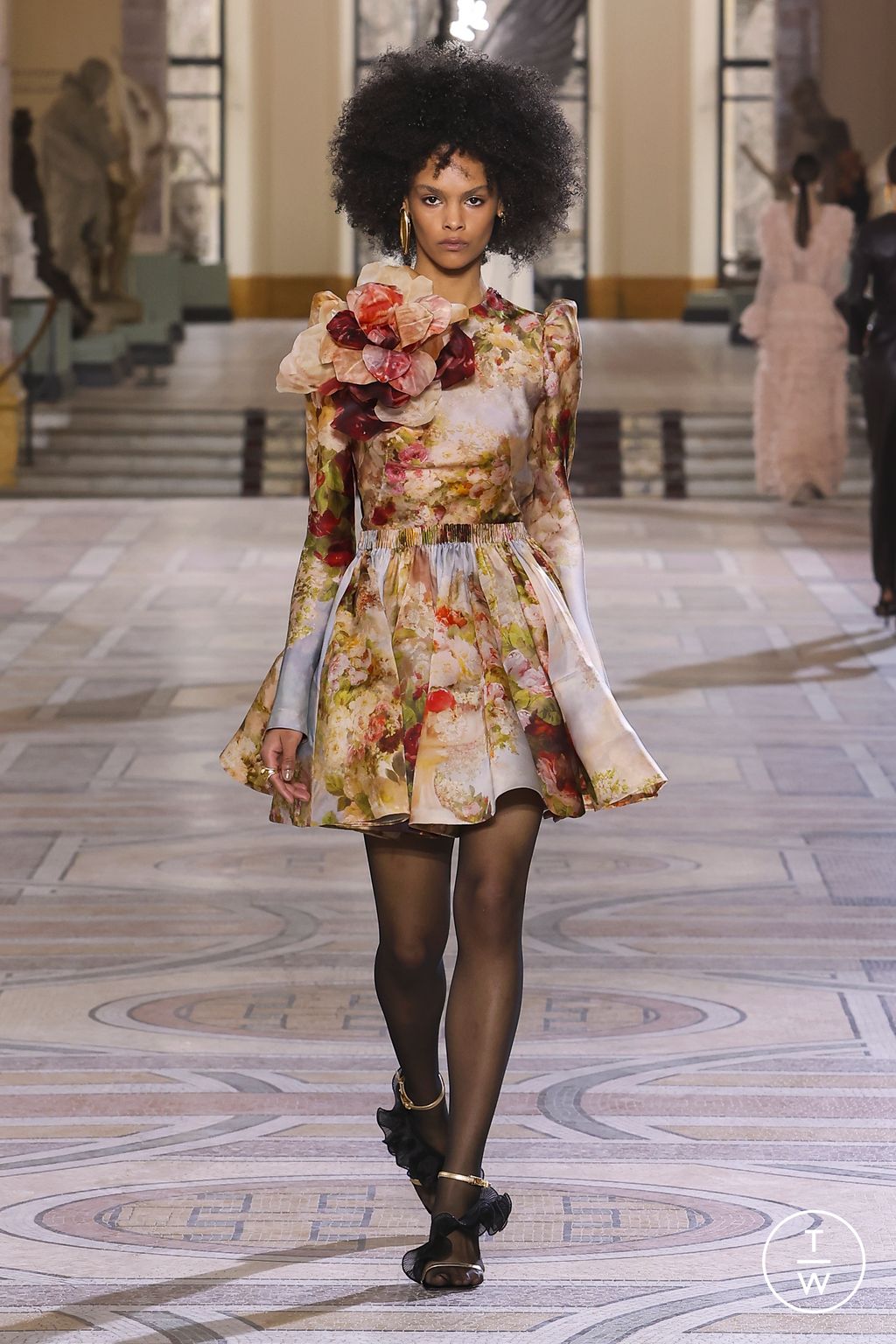 Fashion Week Paris Fall/Winter 2023 look 10 from the Zimmermann collection womenswear