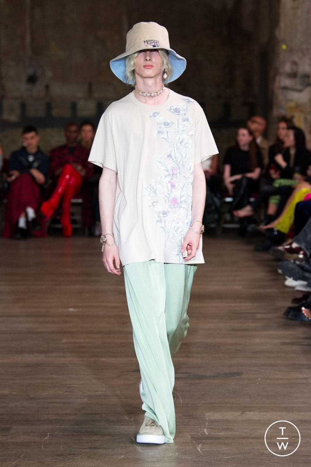Fashion Week London Spring/Summer 2023 look 11 from the MITHRIDATE collection womenswear