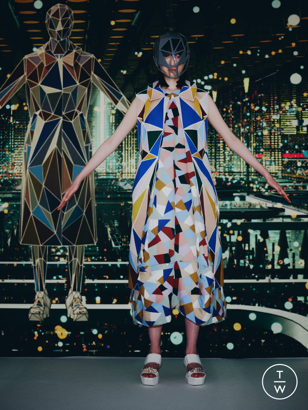 Fashion Week Paris Spring/Summer 2022 look 11 de la collection Anrealage womenswear