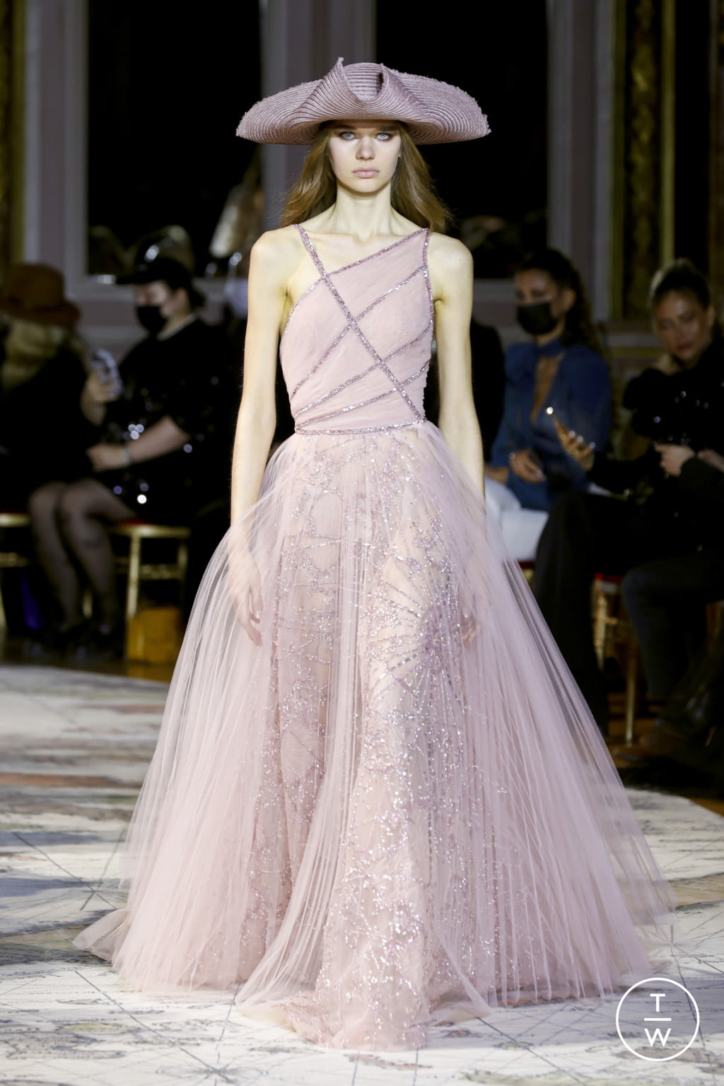 Fashion Week Paris Spring/Summer 2022 look 11 from the Zuhair Murad collection couture