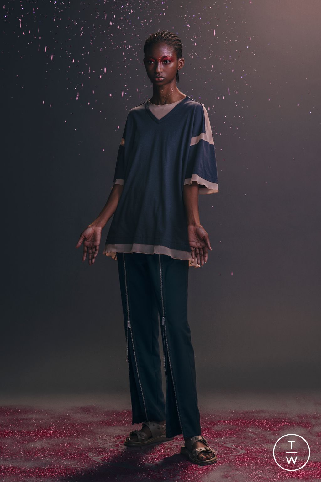 Fashion Week Paris Resort 2023 look 17 from the Undercover collection womenswear