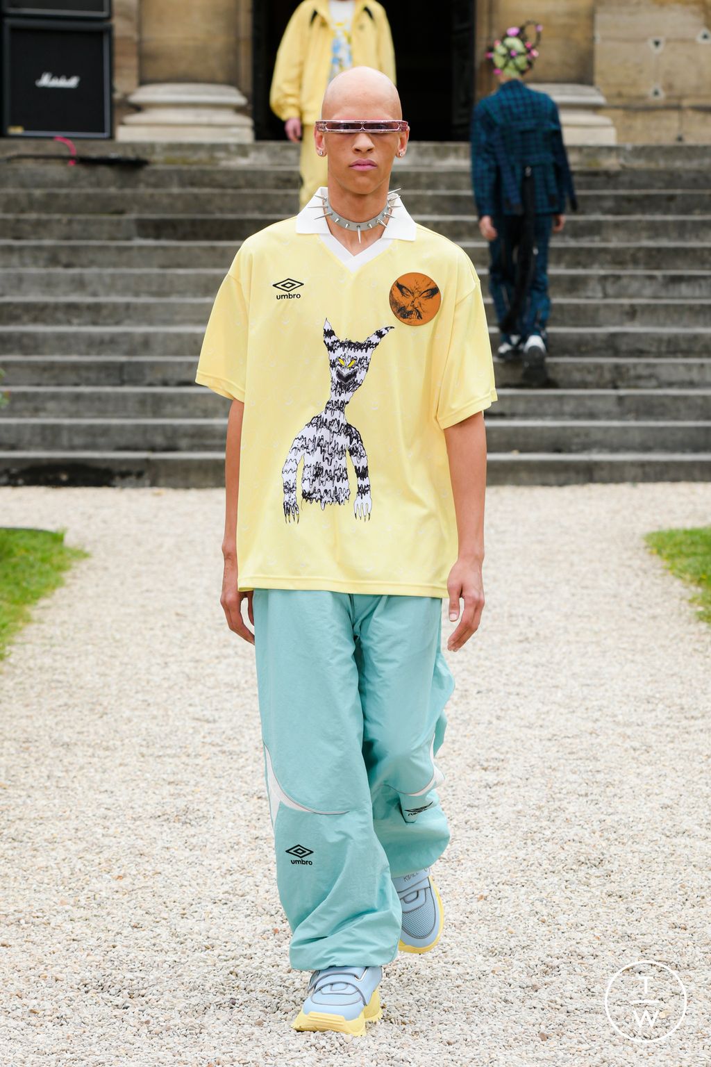 Fashion Week Paris Spring-Summer 2025 look 11 from the KIDILL collection 男装
