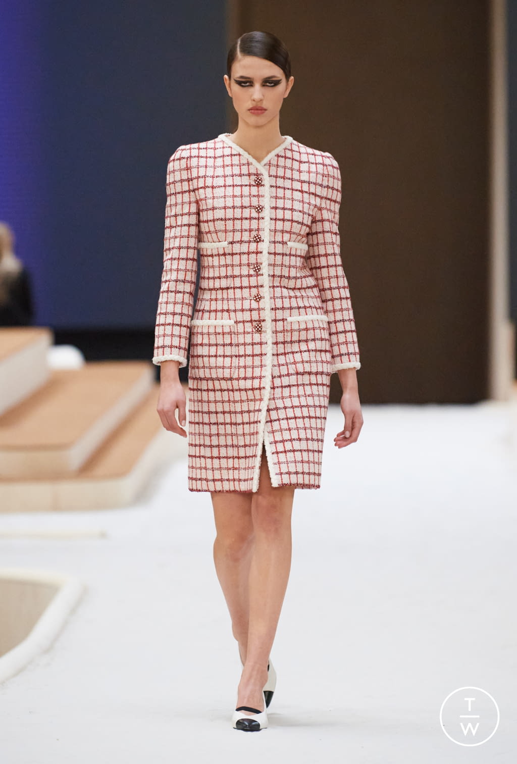 Fashion Week Paris Spring/Summer 2022 look 11 de la collection Chanel couture