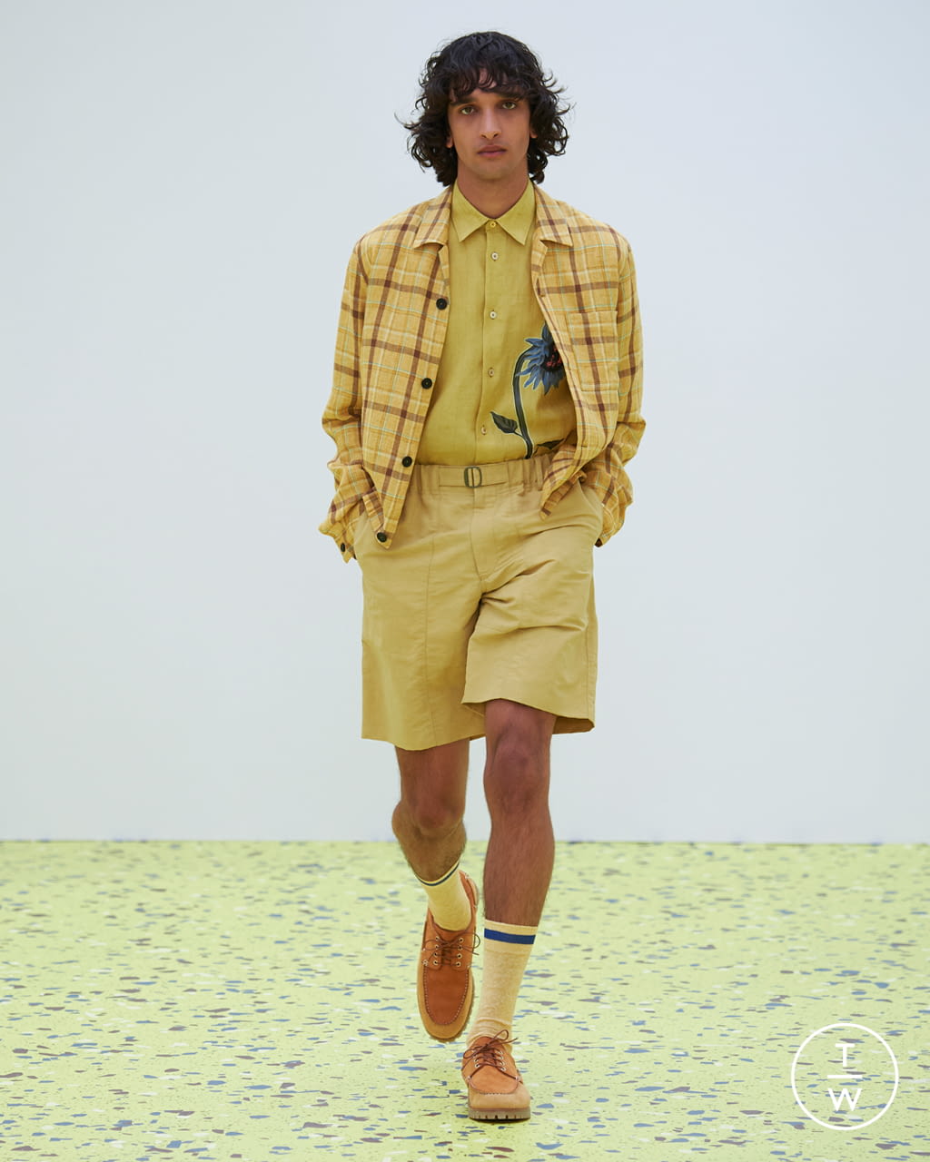 Fashion Week Paris Spring/Summer 2022 look 11 from the Paul Smith collection menswear