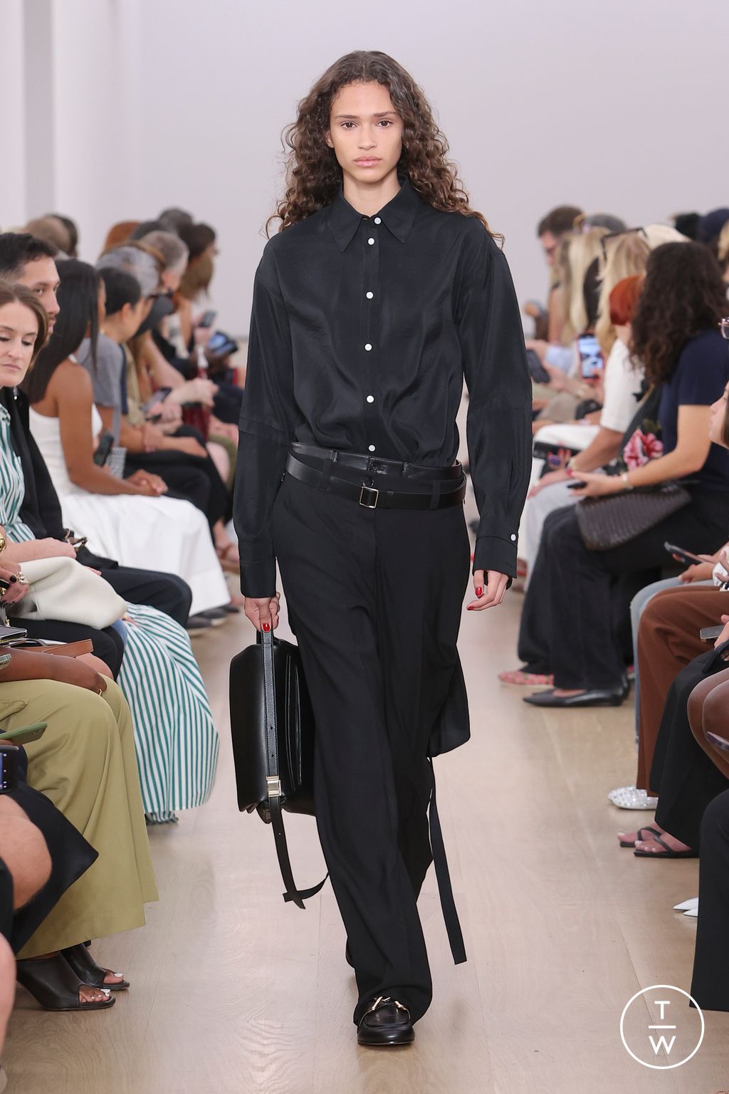 Fashion Week New York Spring/Summer 2024 look 11 from the Proenza Schouler collection womenswear