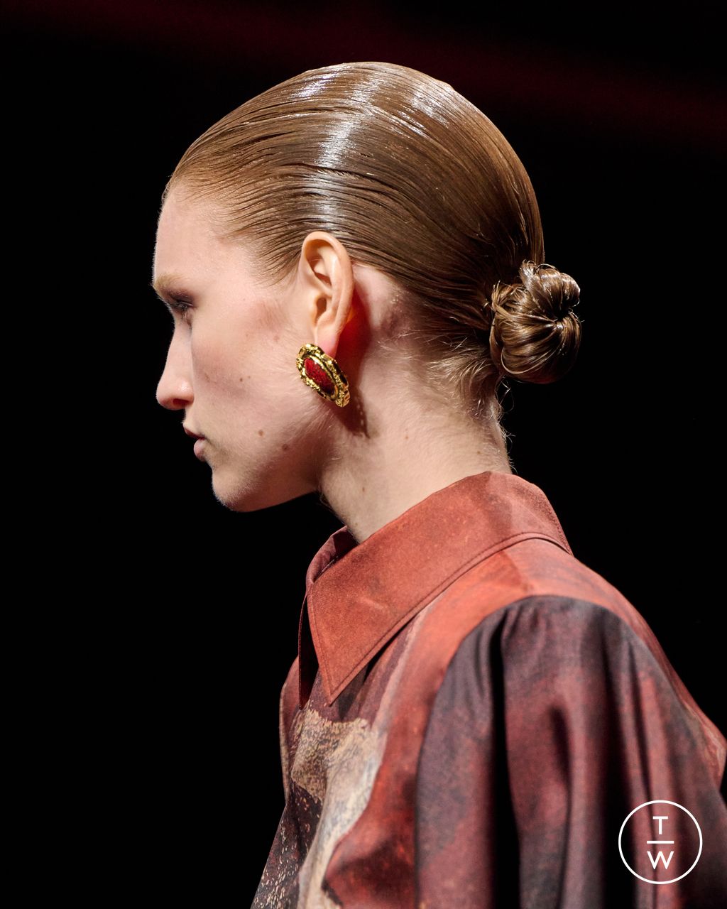 Fashion Week Milan Fall/Winter 2025 look 6 from the Roberto Cavalli collection womenswear accessories