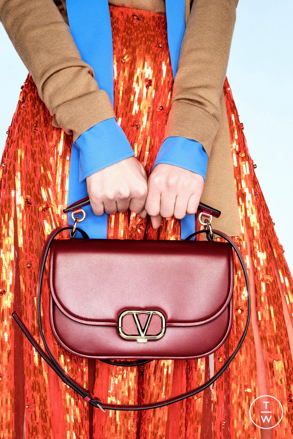 Fashion Week Paris Pre-Fall 2023 look 21 de la collection Valentino womenswear