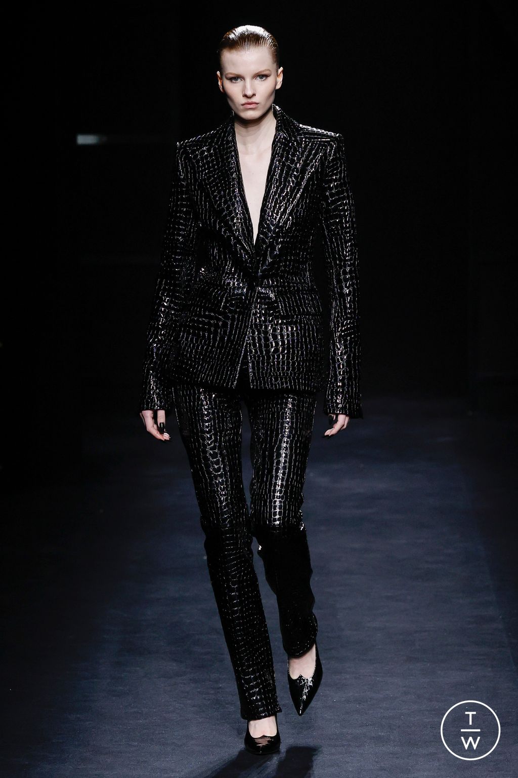 Fashion Week Paris Fall/Winter 2024 look 12 de la collection Nina Ricci womenswear