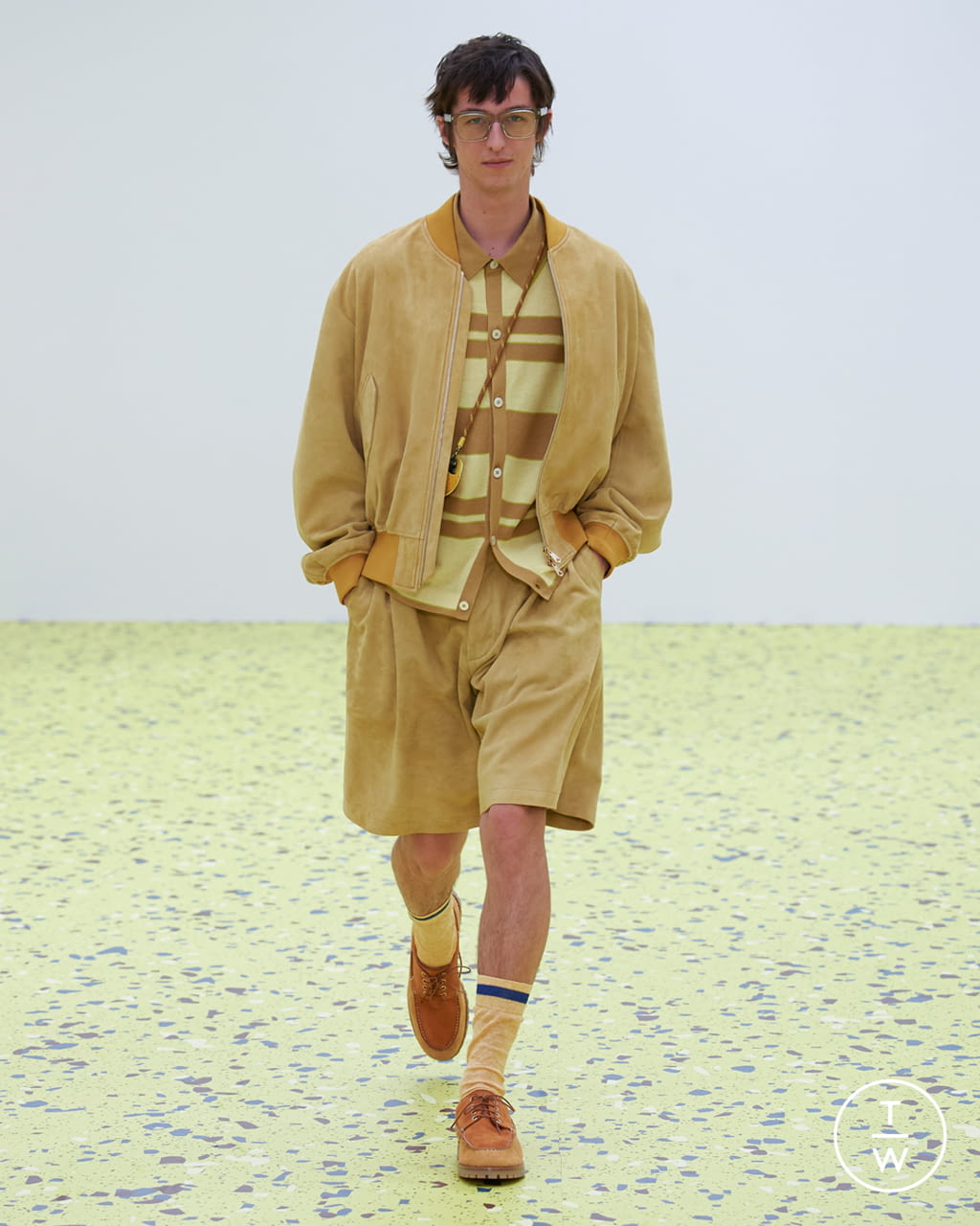 Fashion Week Paris Spring/Summer 2022 look 13 from the Paul Smith collection 男装